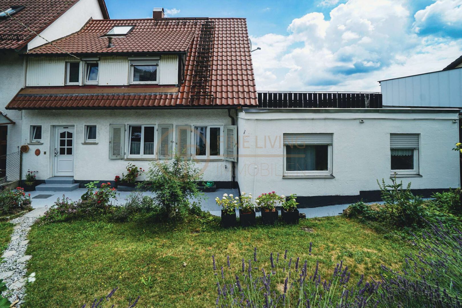 hausansicht gartenseitig