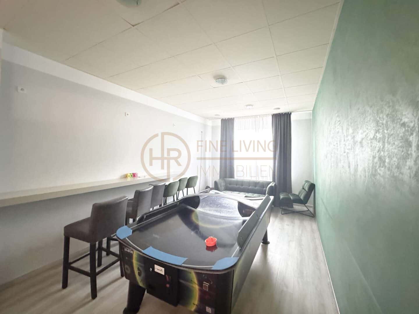 Restaurant Nebenraum mit Airhockey
